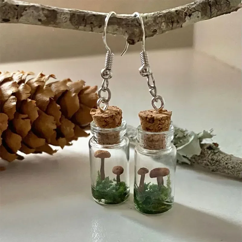 Real Mushroom Earrings Jar/Bot - Preserved Moss Sheet ulasan dan harga